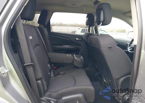 2017 Dodge Journey Sxt from USA, damaged, VIN 3C4PDCBG3HT533795